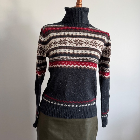 Marie Claire - Grey/ Blue Classic Nordic Style Turtleneck Sweater - Picture 5 of 8